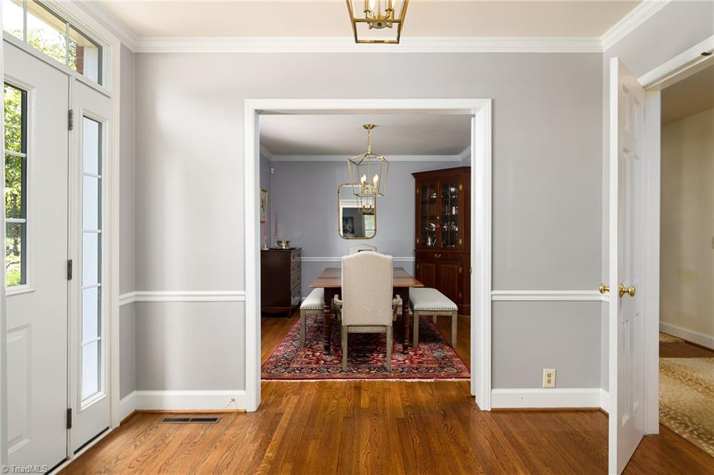 1410 Hobbs Road