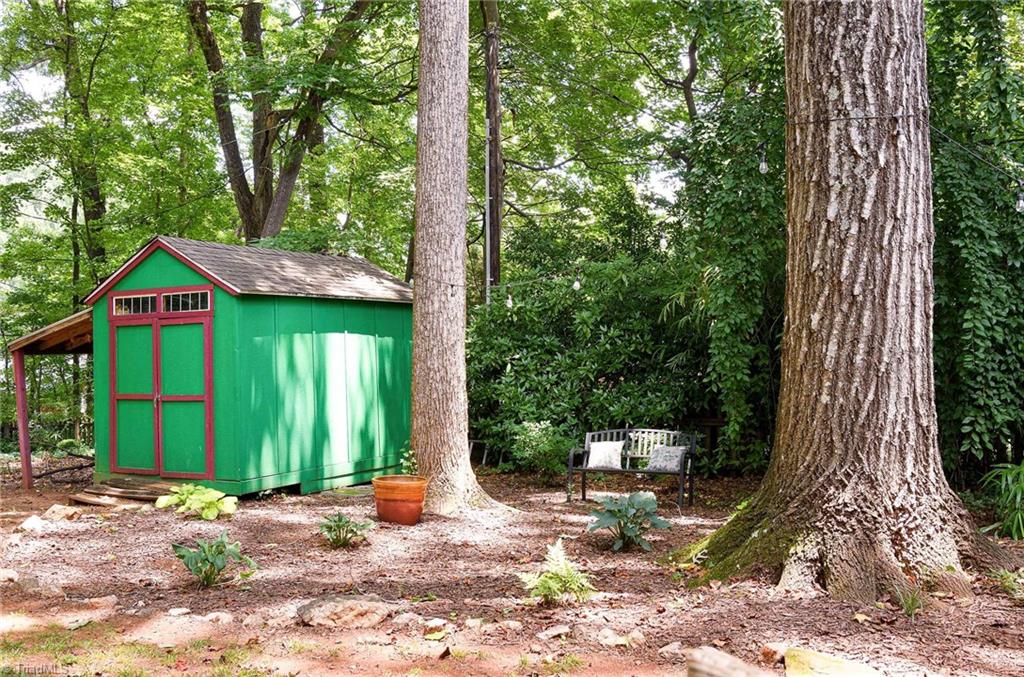 1410 Hobbs Road
