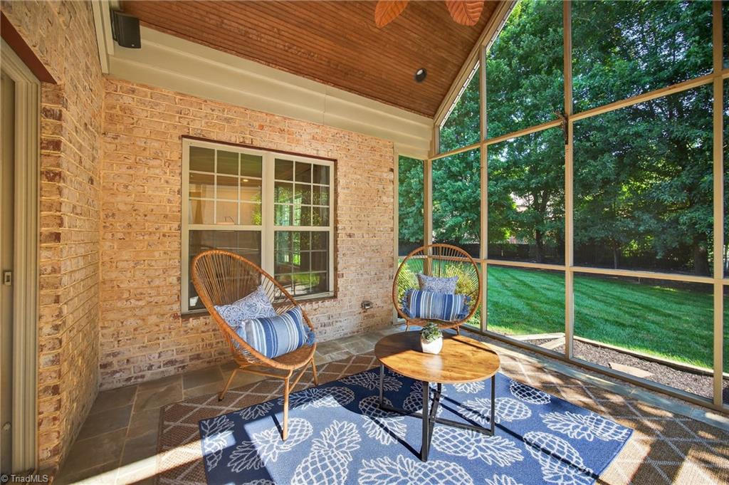 2321 Castleloch Court