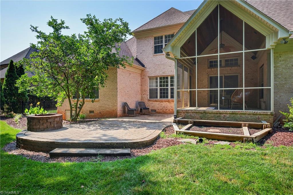 2321 Castleloch Court