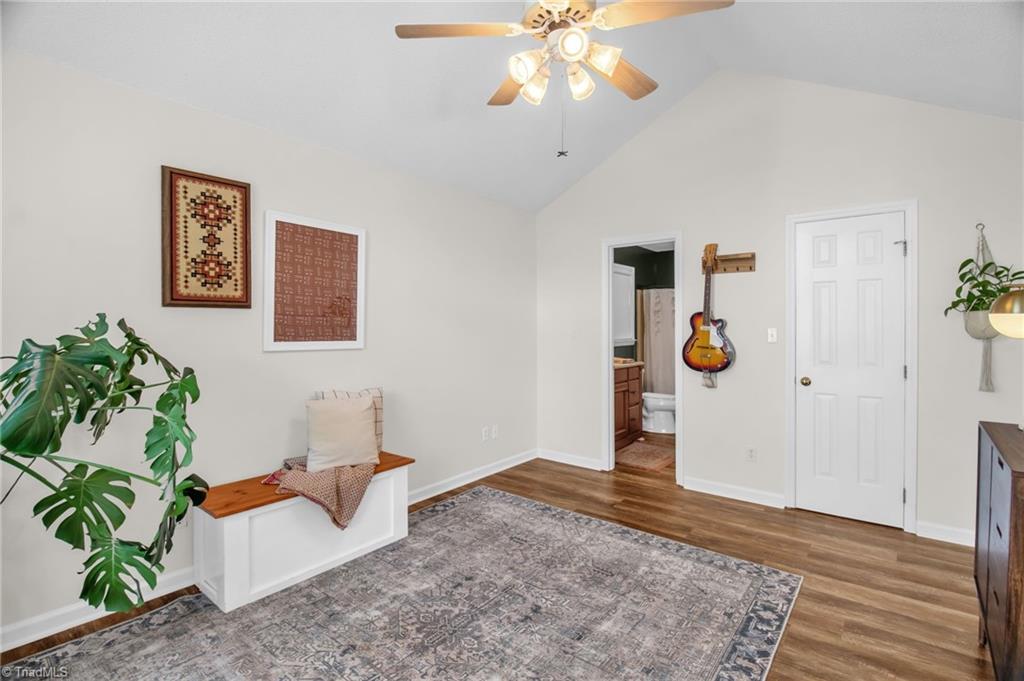 5503 Country Crossing Court, McLeansville