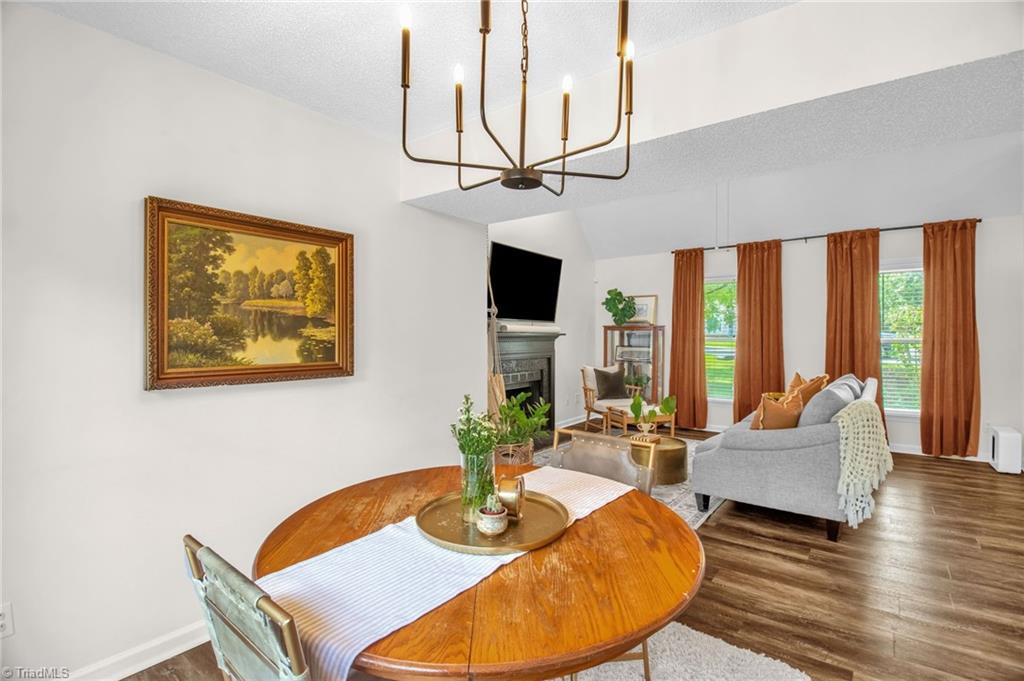 5503 Country Crossing Court, McLeansville