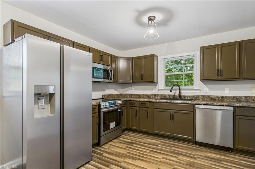 4614 Southern Webbing Mill Road