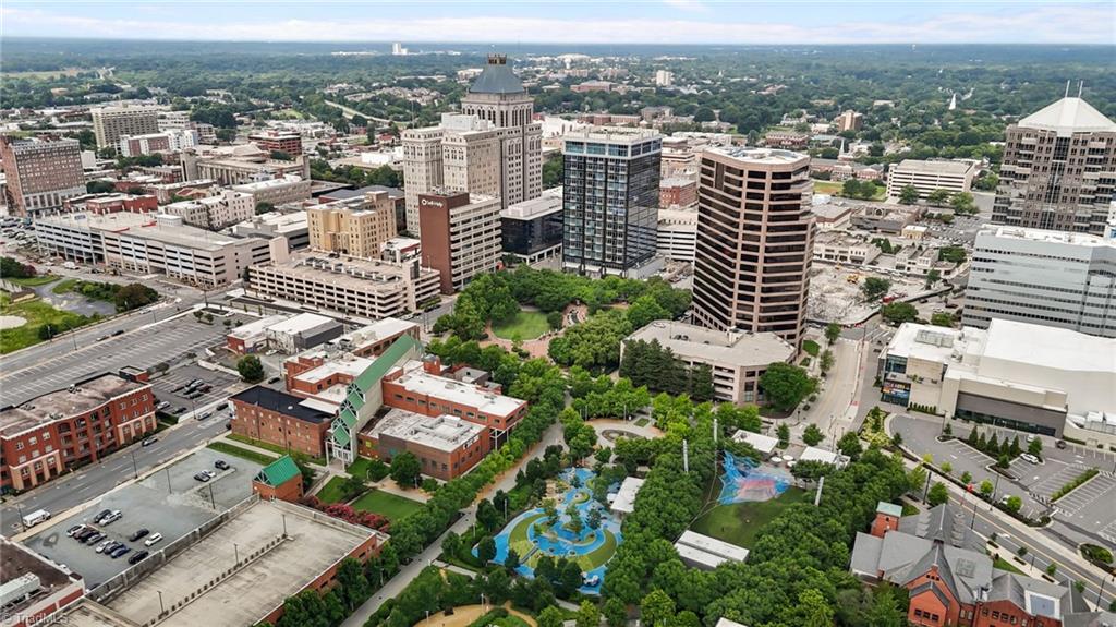 201 Elm Street # 401