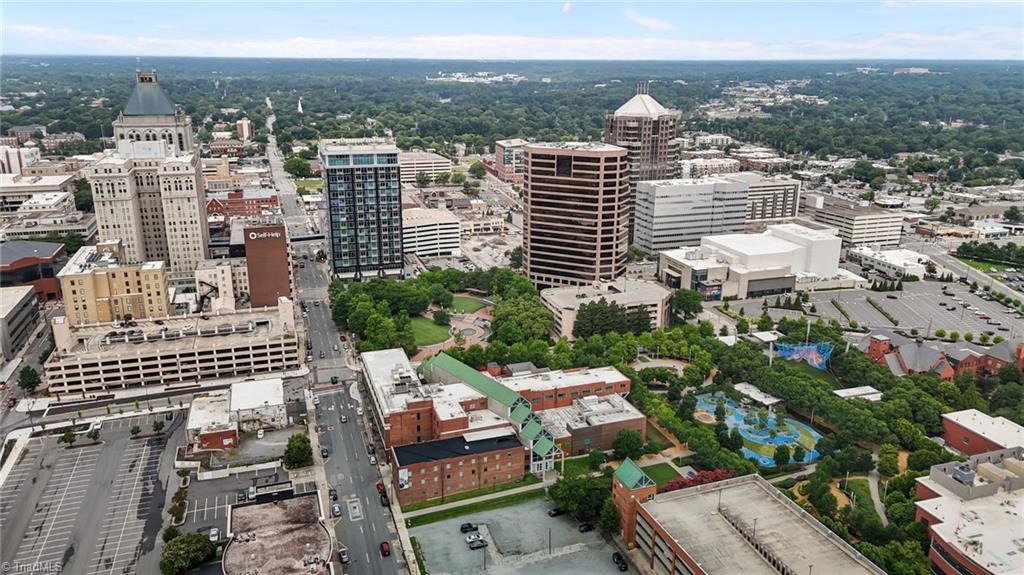 201 Elm Street # 401