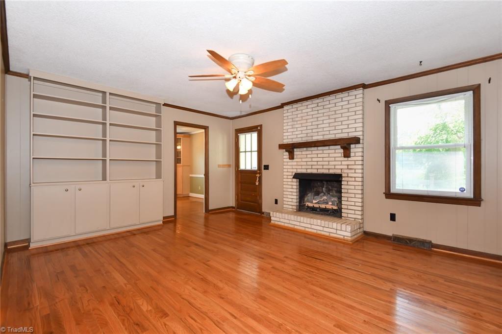 4504 Whitby Place, Greensboro