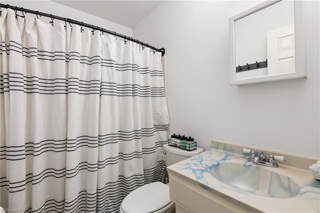 5007 Lawndale Drive # F