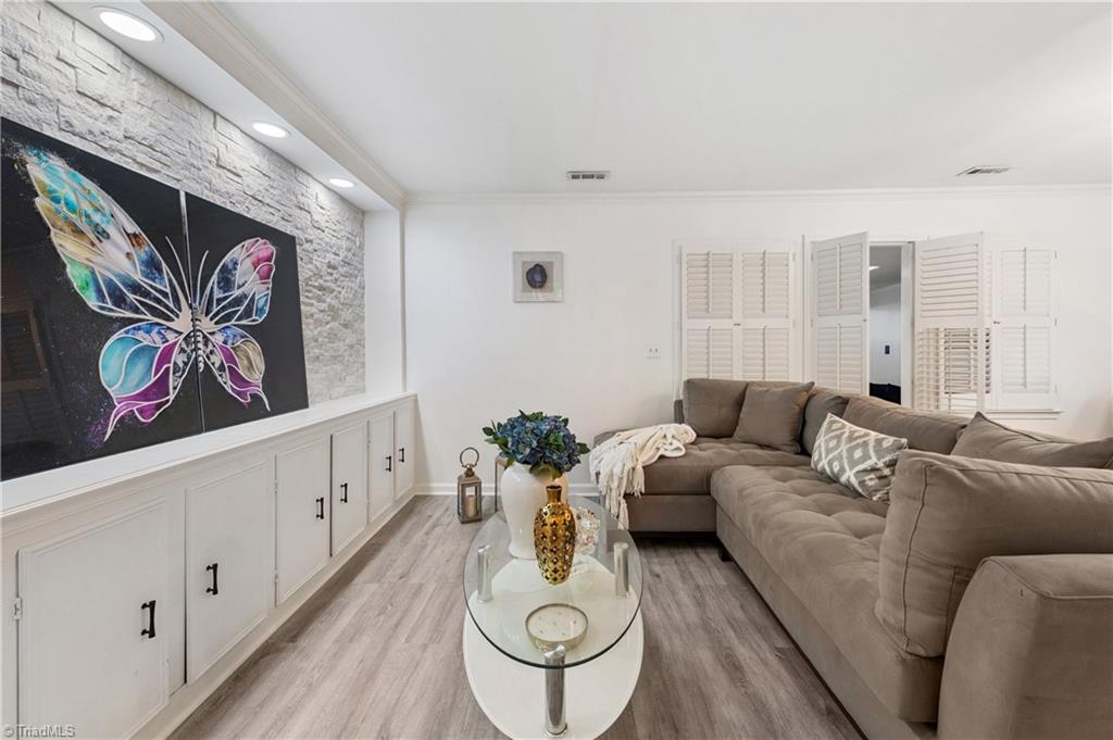 5007 Lawndale Drive # F