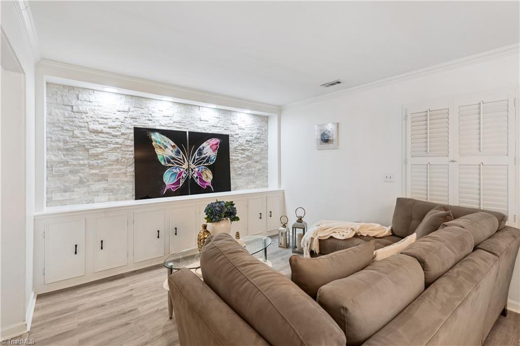 5007 Lawndale Drive # F