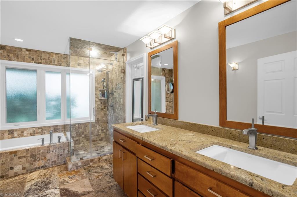 8205 Crows Nest Lane