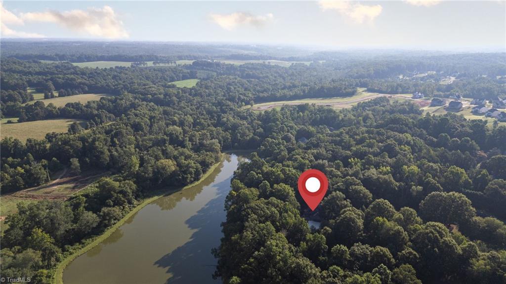 8205 Crows Nest Lane