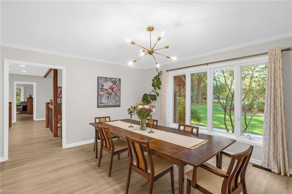 8205 Crows Nest Lane