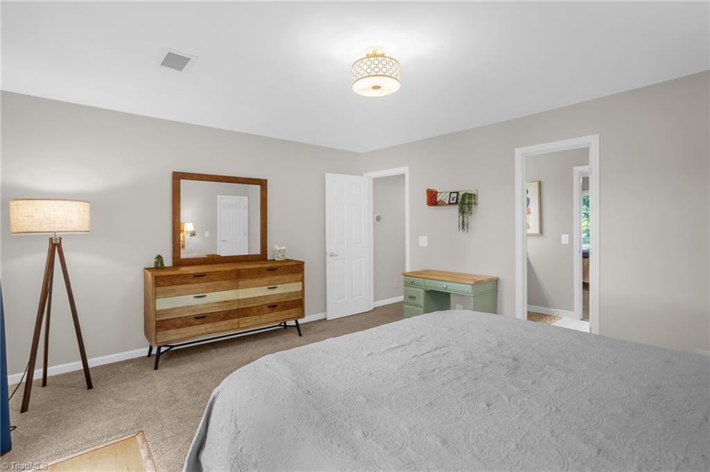 8205 Crows Nest Lane