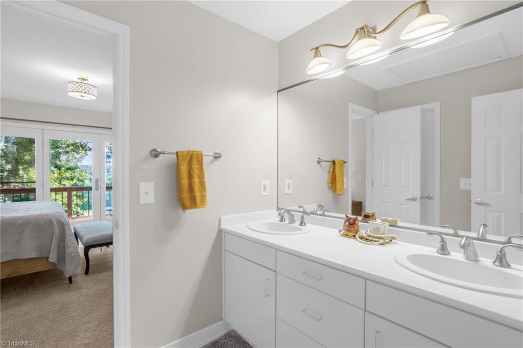 8205 Crows Nest Lane