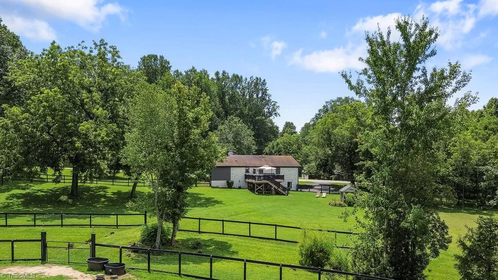 7123 Strawberry Road