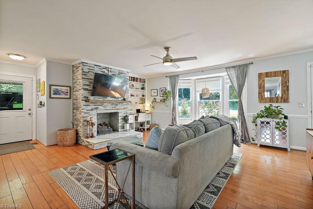 7123 Strawberry Road