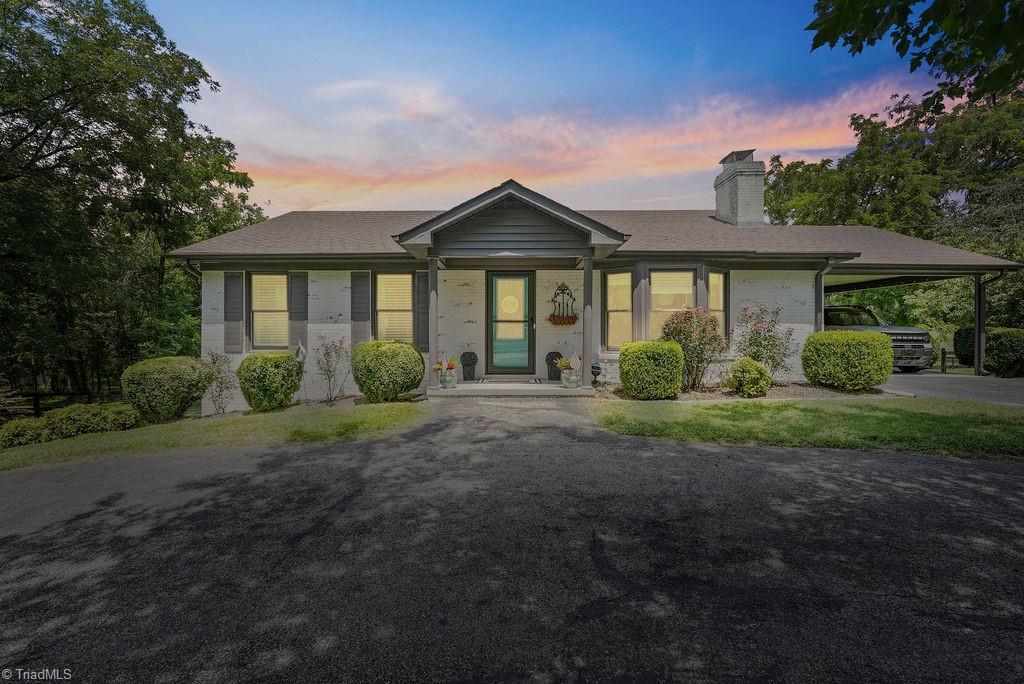 7123 Strawberry Road