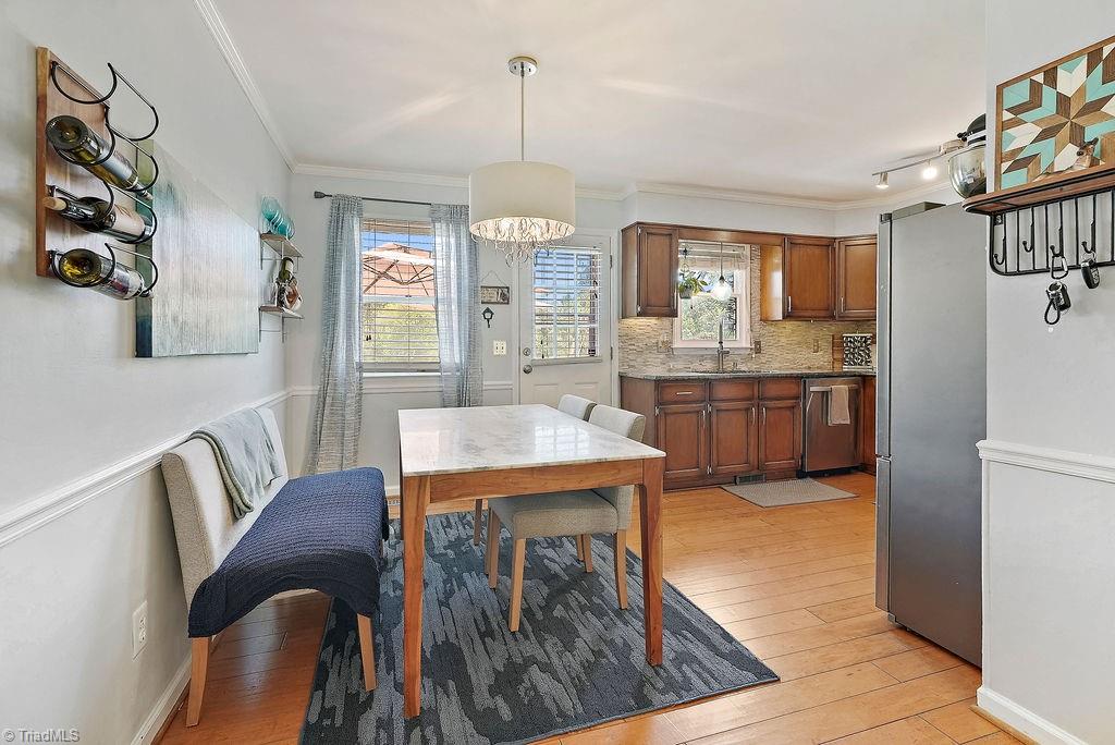 7123 Strawberry Road