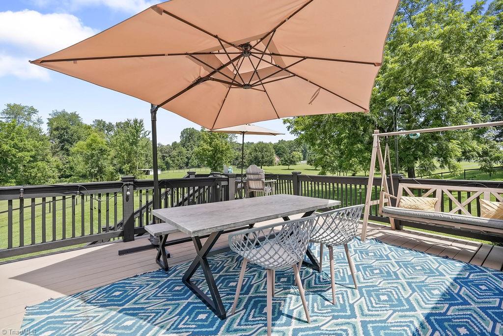 7123 Strawberry Road