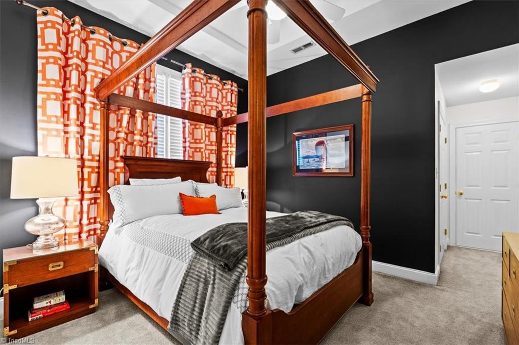 814 James Doak Parkway