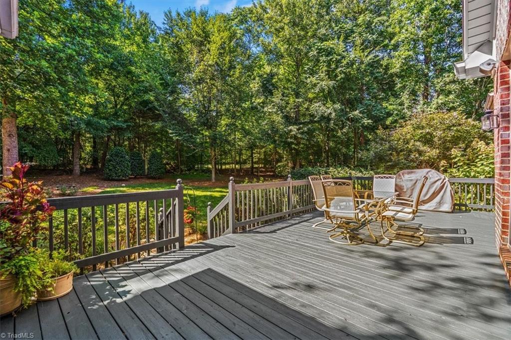 814 James Doak Parkway