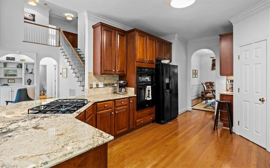 814 James Doak Parkway