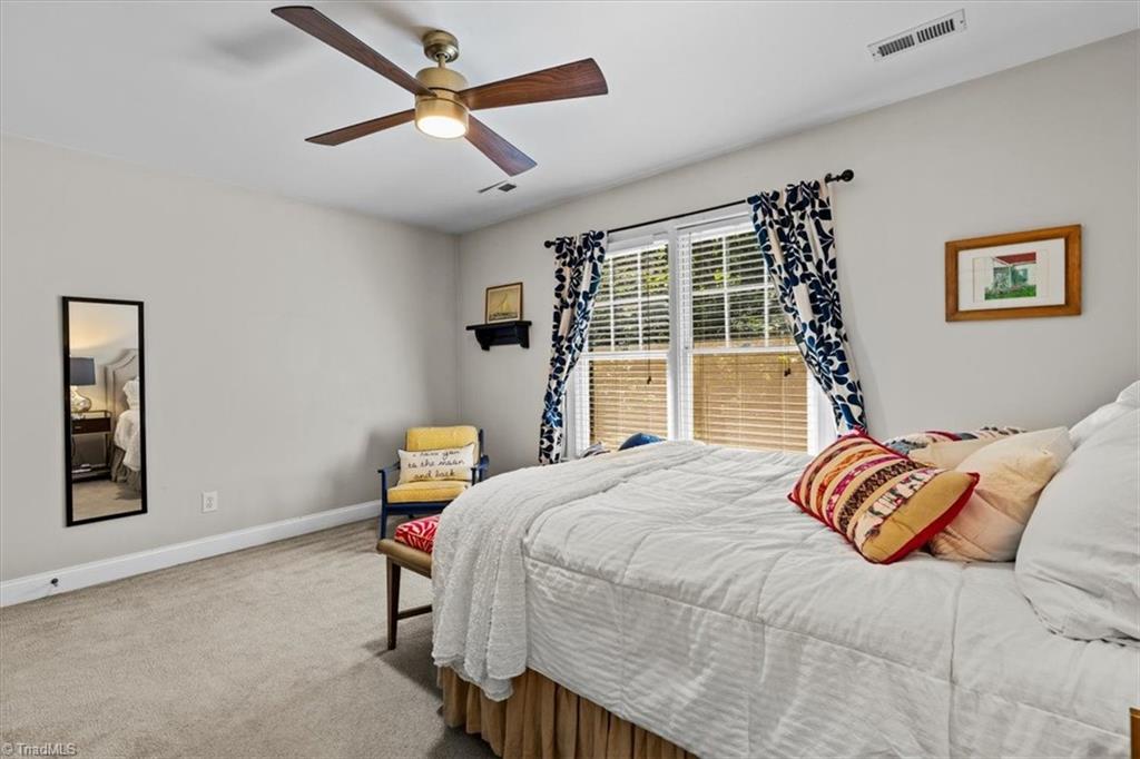 814 James Doak Parkway