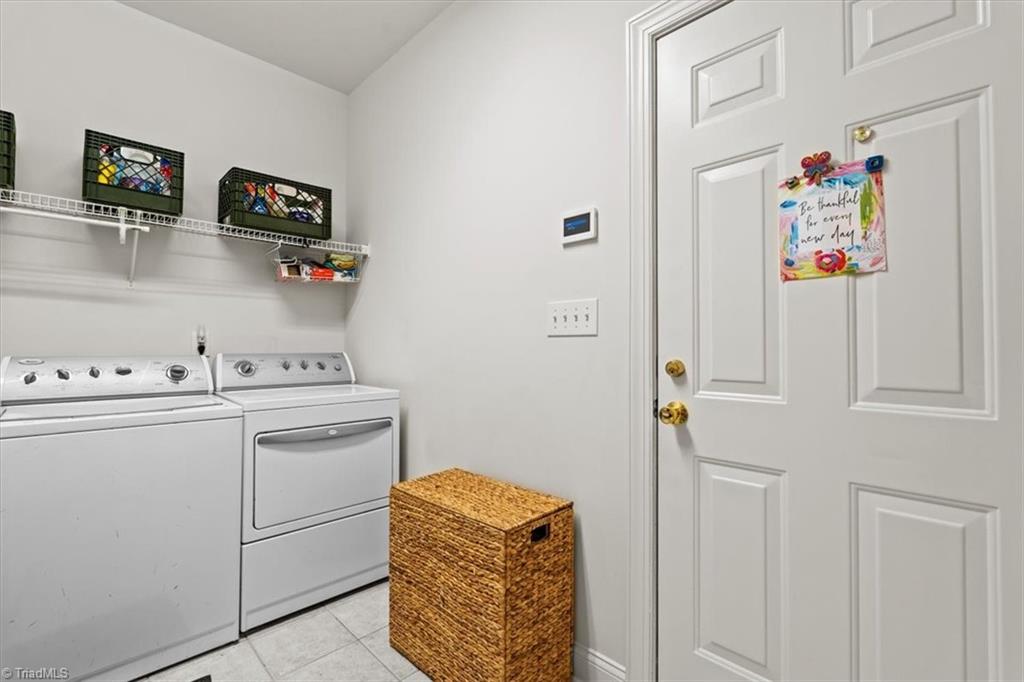 814 James Doak Parkway