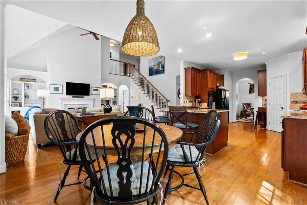 814 James Doak Parkway