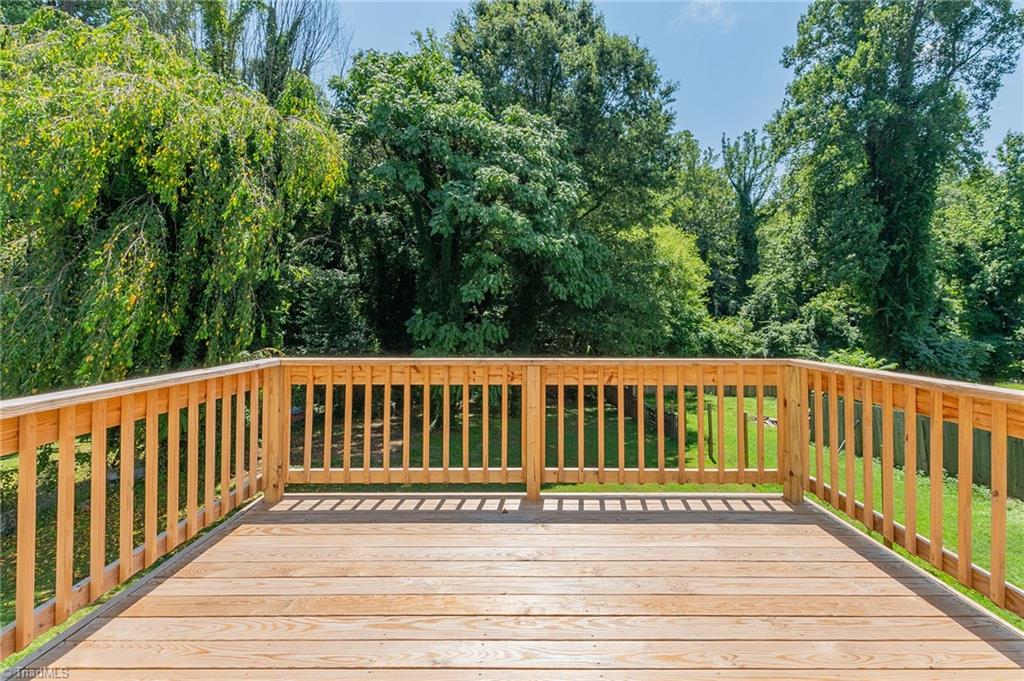 1423 Richardson Drive