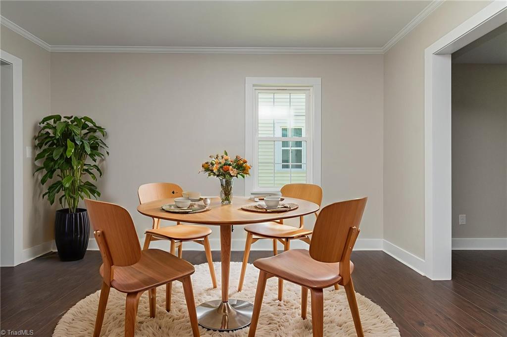 1423 Richardson Drive