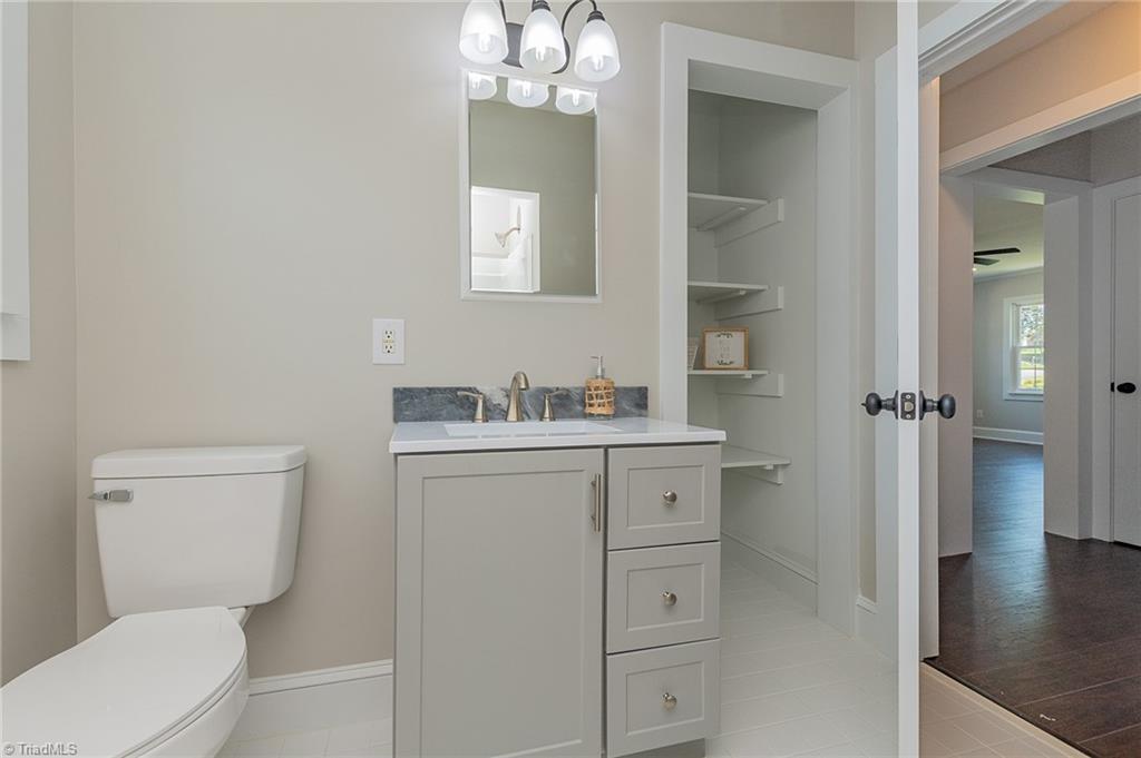 1423 Richardson Drive