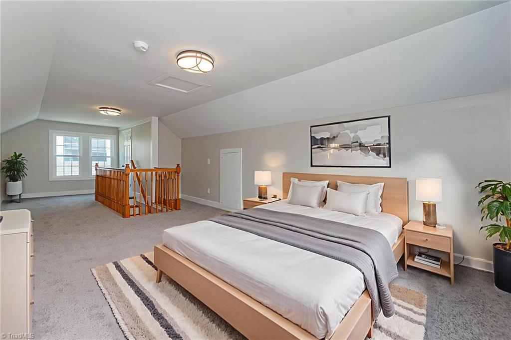 1423 Richardson Drive