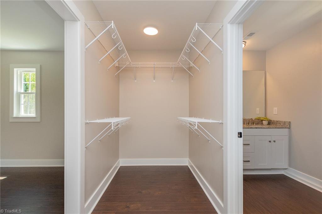 1423 Richardson Drive