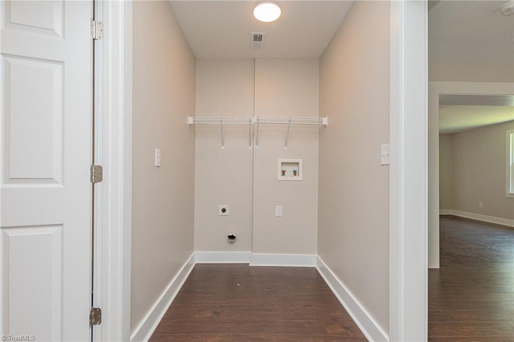 1423 Richardson Drive