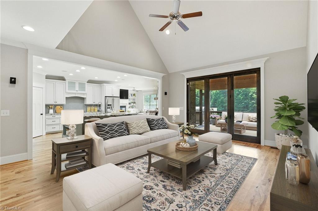 7291 Henson Forest Drive