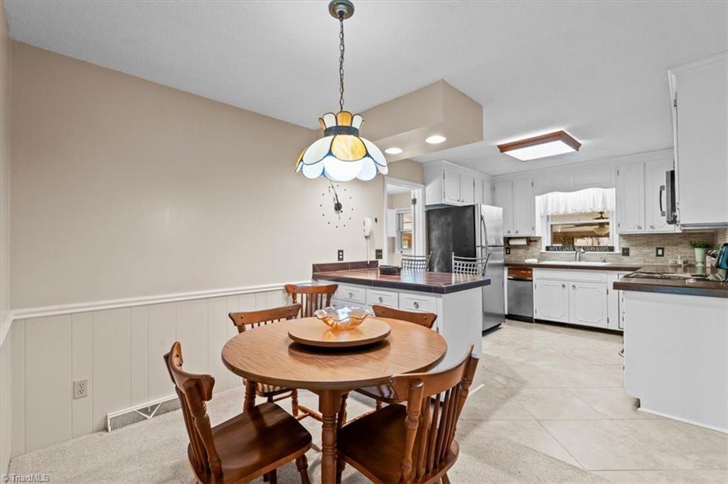 1404 Woodgreen Drive