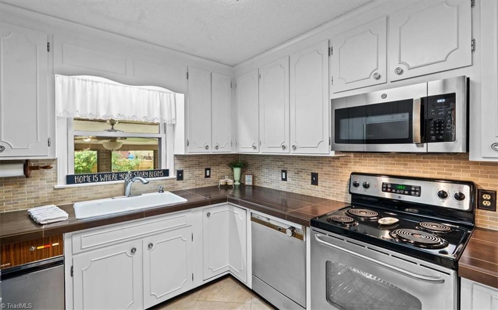 1404 Woodgreen Drive