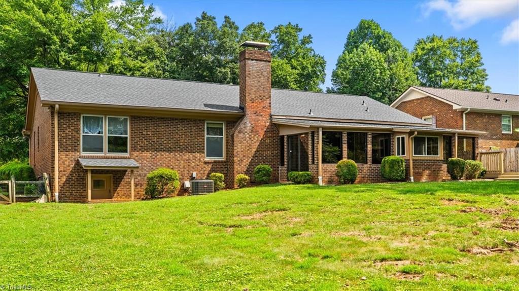 1404 Woodgreen Drive