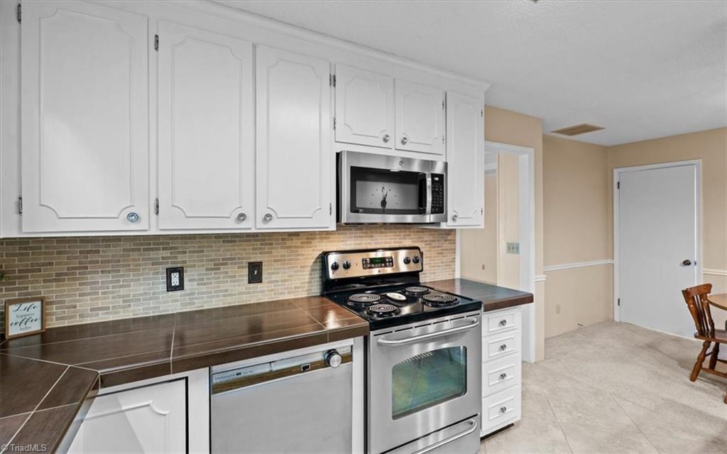 1404 Woodgreen Drive