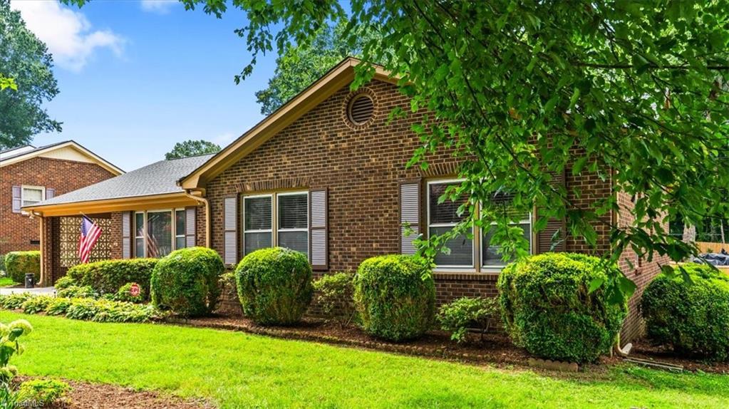 1404 Woodgreen Drive