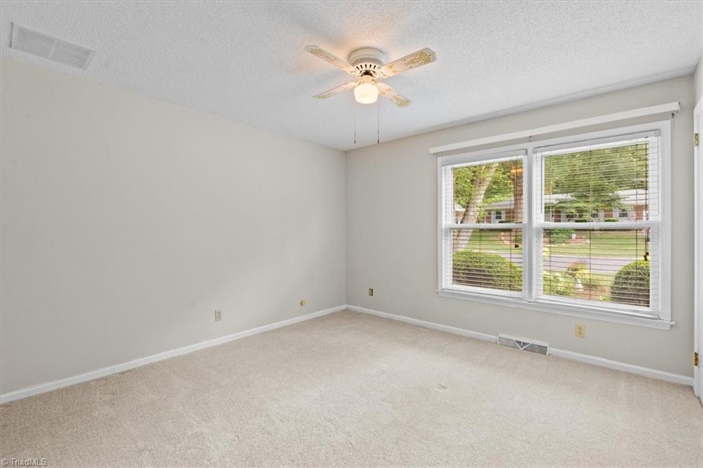 1404 Woodgreen Drive