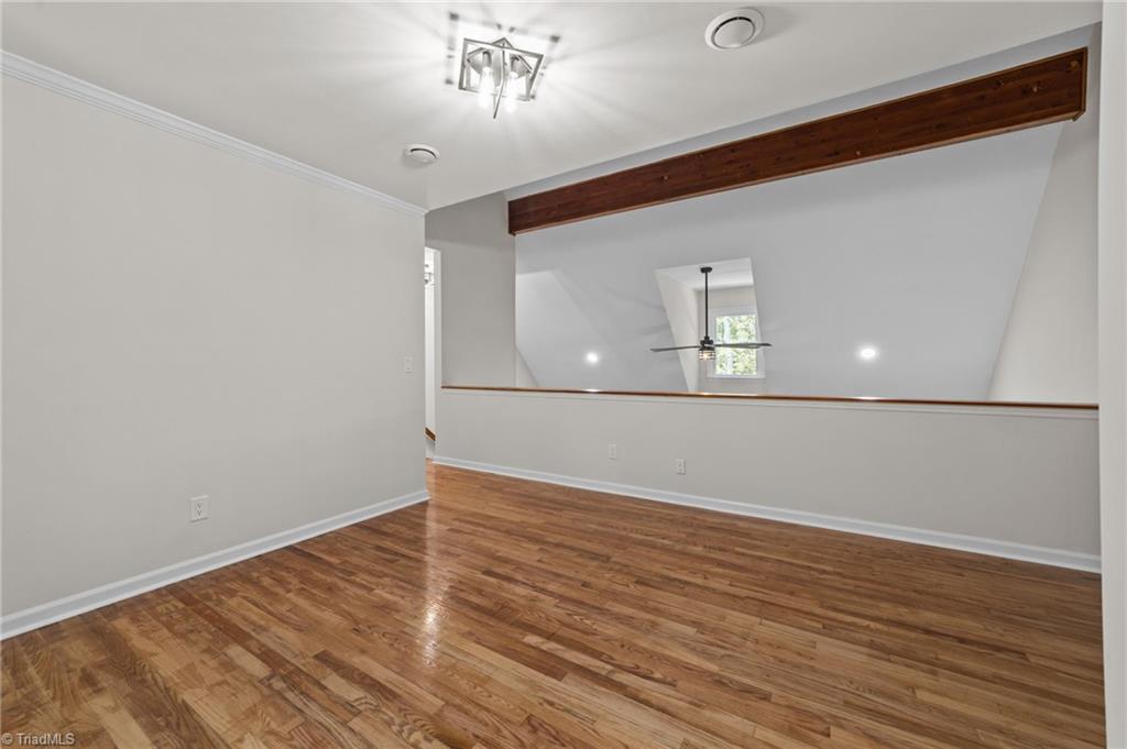 6824 Taylor Woods Lane