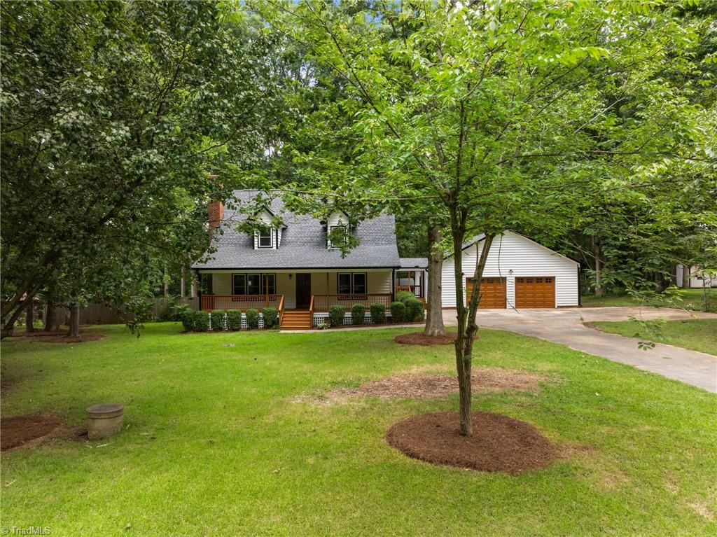 6824 Taylor Woods Lane