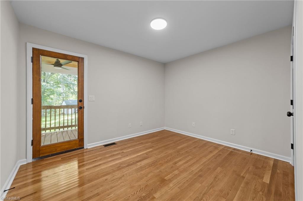 6824 Taylor Woods Lane