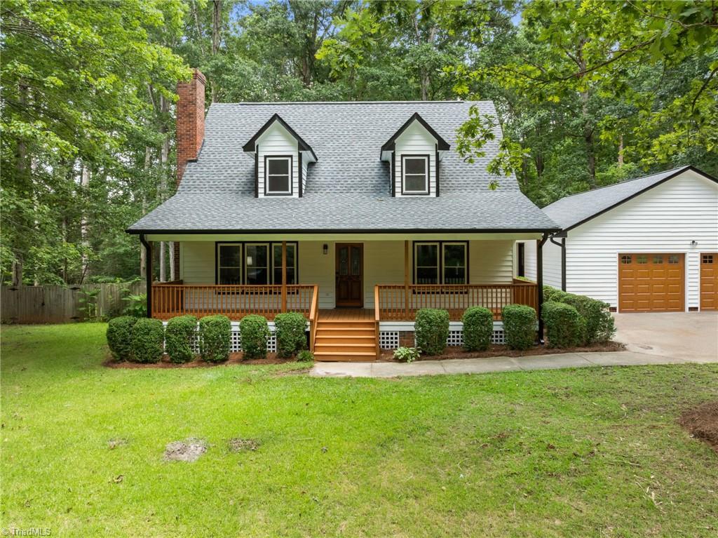 6824 Taylor Woods Lane