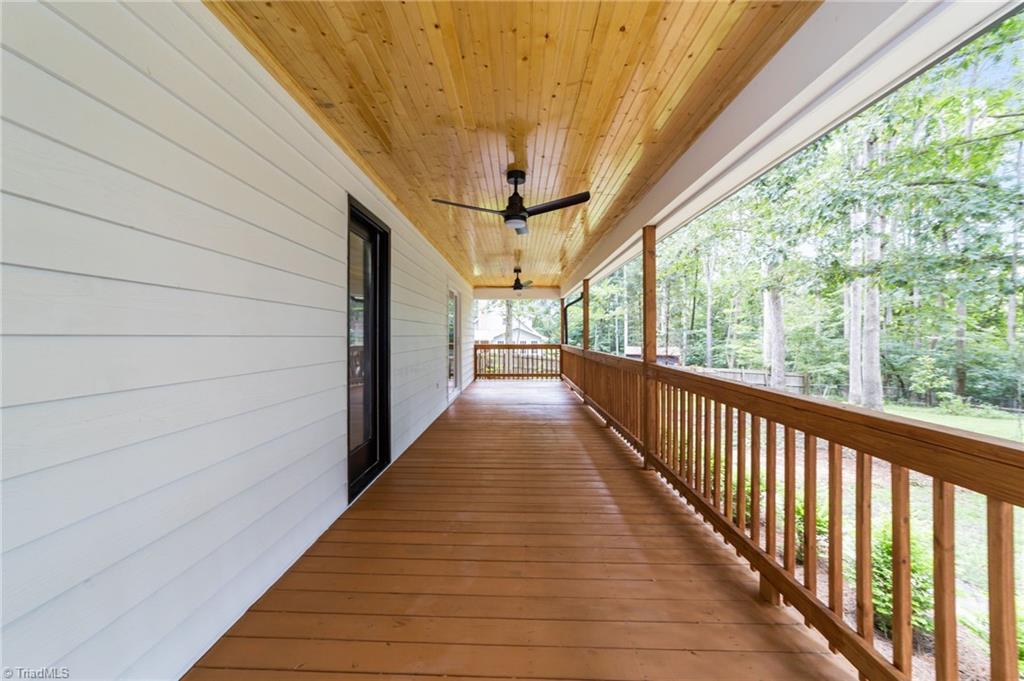 6824 Taylor Woods Lane