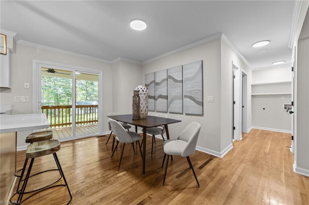 6824 Taylor Woods Lane