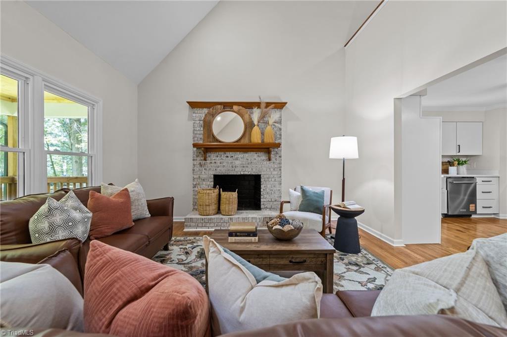 6824 Taylor Woods Lane