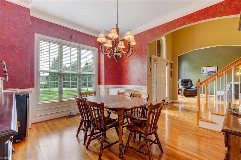 200 James Doak Parkway